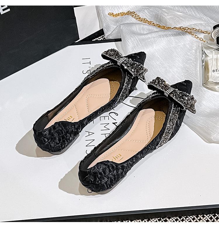 2024 Новая весна лето Женская обувь на плоской подошве Модная повседневная обувь со стразами и бантом Мокасины без застежек