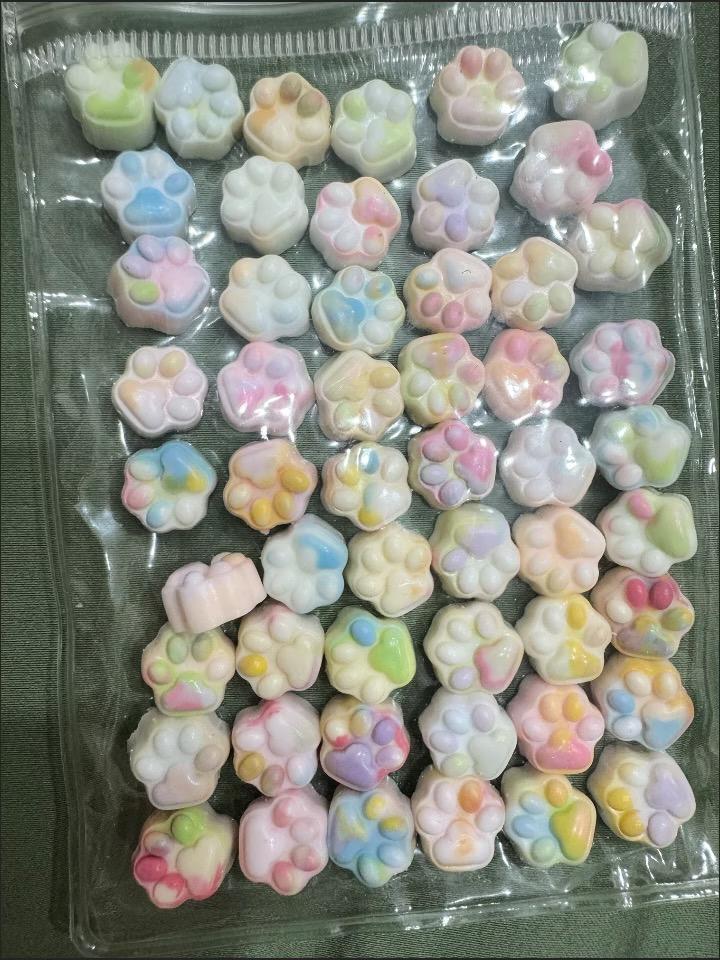 100Pcs Colorful Mini Cat's Paw Cute Soft Colorful Candy Cat Paw Antistress Stress Relief Toy Slow Rebound Decompression Toys