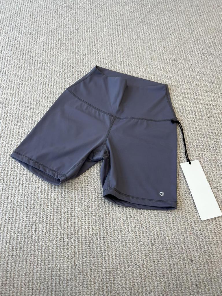 Короткие велосипедные шорты ALO Yoga с высокой талией, ощущение второй кожи - Фитнес-штаны для женщин, Подтягивающие ягодицы, Быстросохнущие