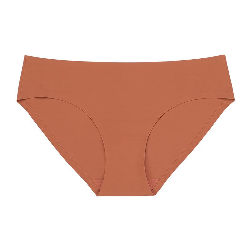 Plus Size Seamless Ice Silk Breathable Women's Sport Briefs with Cotton Crotch