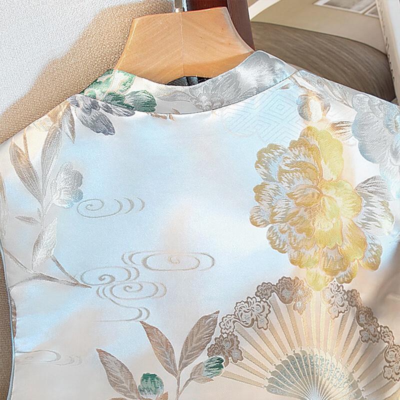 Women's New Chinese Style Jacquard Stand Collar Vest