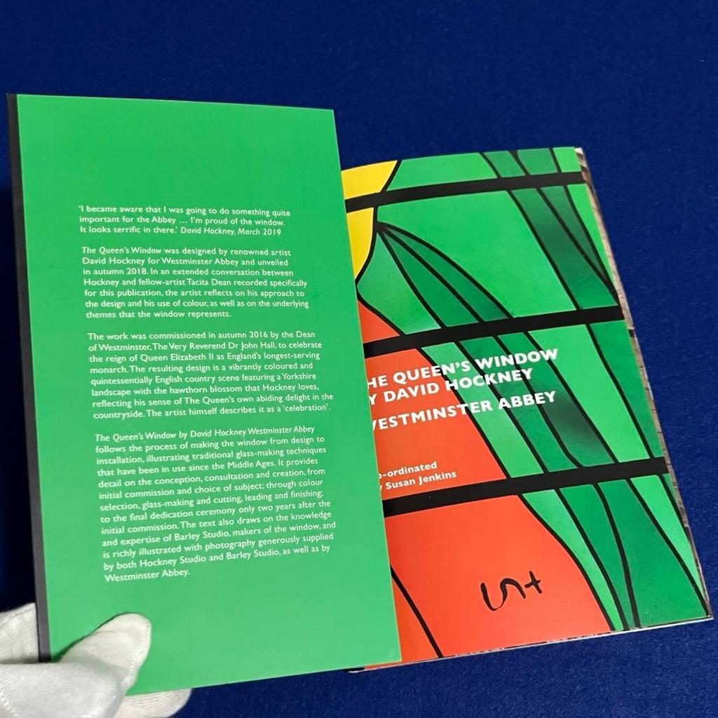 [Б/У] Дэвид Хокни / Окно Королевы Книга Окно Королевы