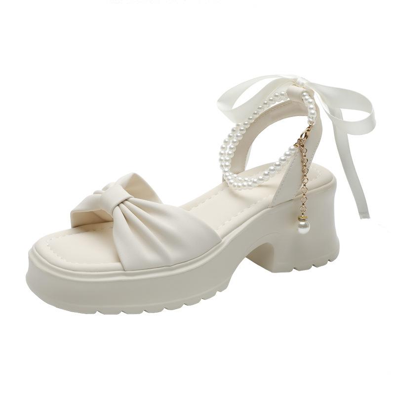 Лето не устало от нежных ножек, фея, ветер, жемчужный бант, толстый каблук, платформа, сандалии, женское ощущение наступания на дерьмо усиливается, римские туфли