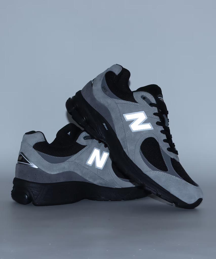 U2002RM New Balance 2002R Серый Черный (Мужской)