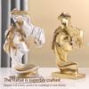 Creative Kissing Couple Statue Resin Lover Figure Gold Sculpture Home Office Modern Art Character Desk Decoration Christmas Gift
