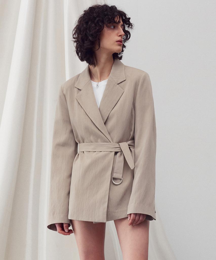 Re Rhee D-Ring Belted Jacket Beige