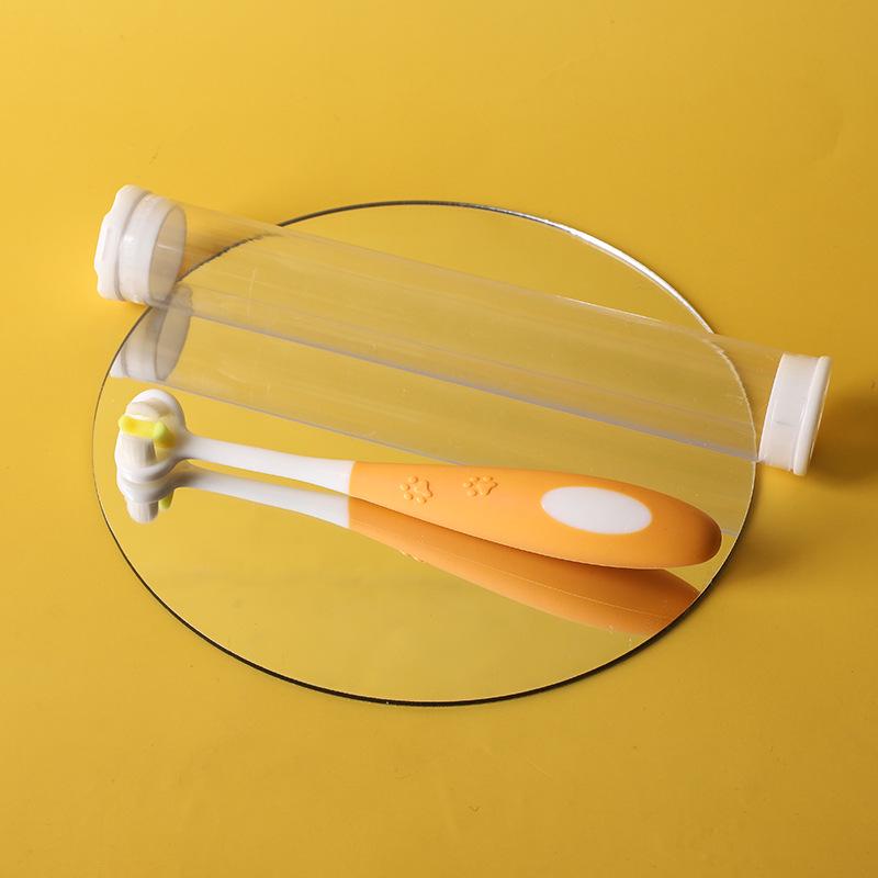 Детская зубная щетка 3D с нескользящей ручкой, возраст 3-12 лет, мягкая щетина, трехсторонний дизайн