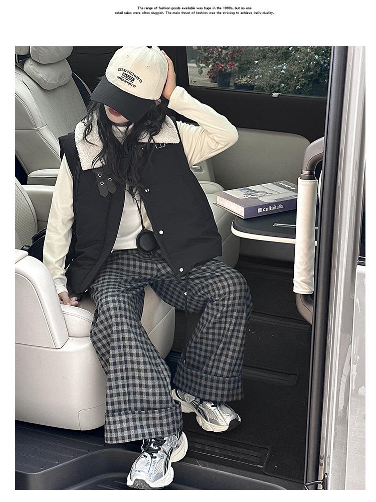 Комплект зимнего хлопкового жилета и клетчатых брюк на флисовой подкладке для девочек, 2025