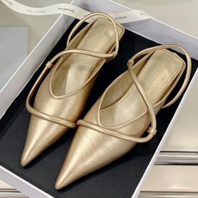 Модные золотые туфли-лодочки с острым носком, узким ремешком, брендовые шлепанцы, женские модные летние элегантные сандалии на плоской подошве