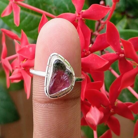 Кольцо из стерлингового серебра 925 пробы с необработанным арбузным турмалином, размер 7,5, подарок на день рождения