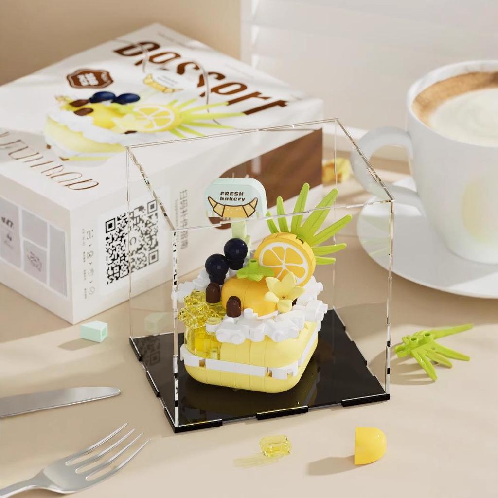 Торт Лего из клубничного шоколада ручной работы - Подарок на день рождения для детей