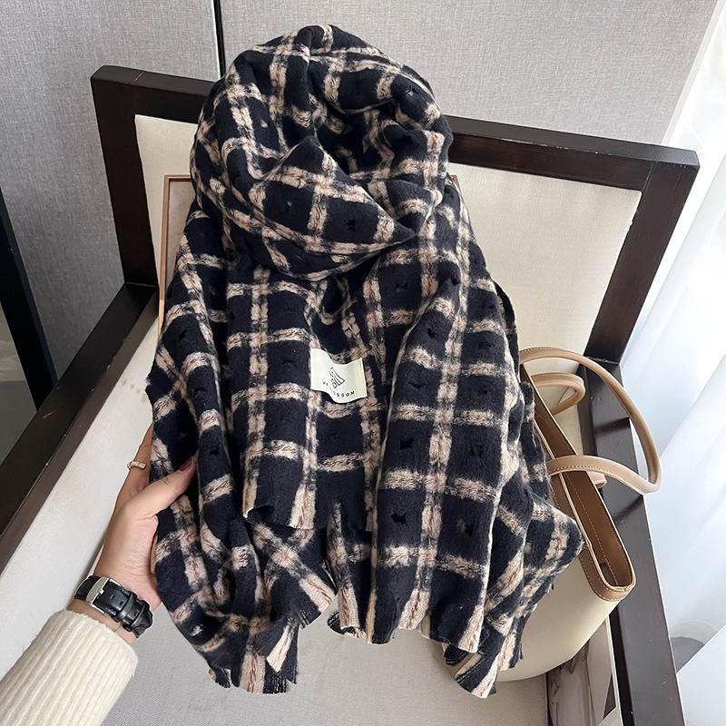 New Korean Version Scarves for Men and Women In Autumn and Winter, Checkered Couple Dual-purpose Warm and Windproof Scarf Shawl