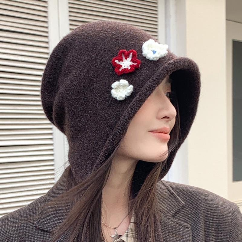 Korean Version of Flower Knitted Fisherman Hat Autumn and Winter New Hat for Women Cute Face Showing Small Pot Hat Casual Versatile Bucket Hat
