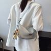 Сумка Женская 2025 Новая Высококачественная Текстура Нишевая Весна и Лето Универсальный Дизайн Чувство Одноплечевая Сумка Кроссбоди Сумка-пельмень