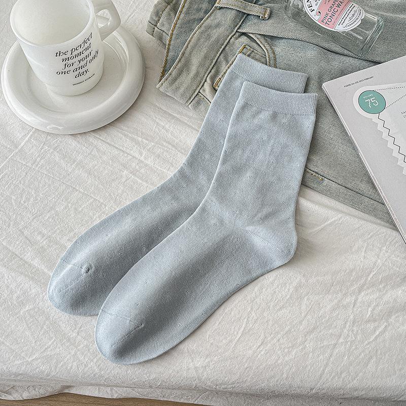 Female Autumn Simple Wave Dot Stars Boneless Tube Stack Socks