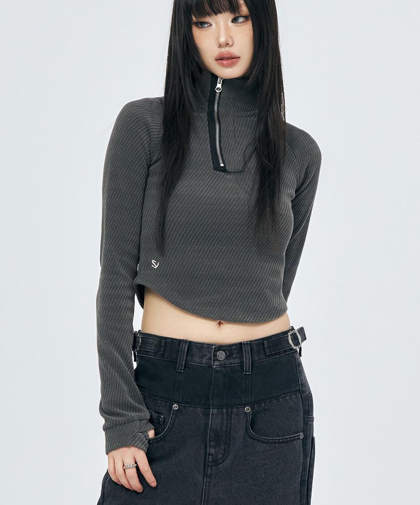 SCHISM INDUCING Kunoichi Top Charcoal