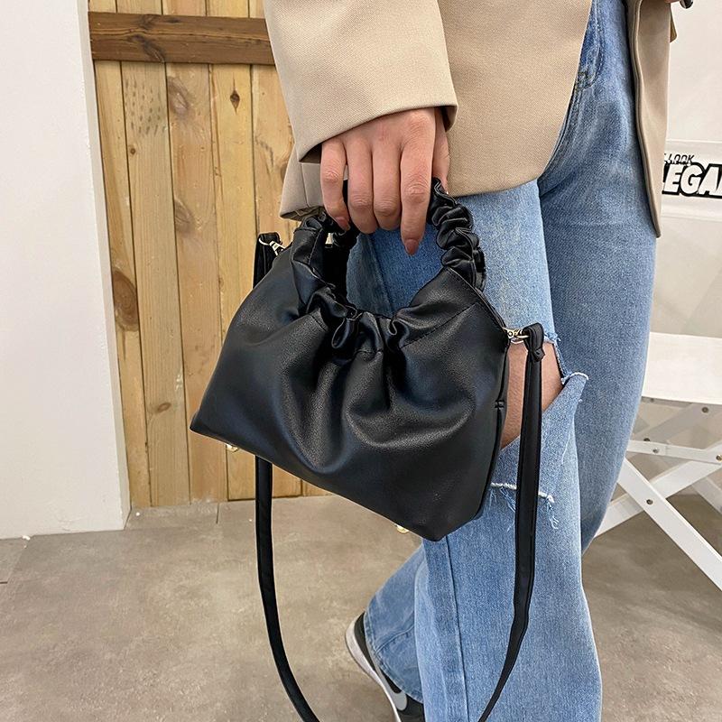 Весенняя плиссированная сумка-облако для женщин, мягкая кожаная сумка через плечо, модные бренды, сумка через плечо, дизайнерские сумки