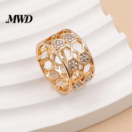 Elegant Scarf Holder Honeycomb Silk Ring, Hollow-out Bandana Slide Luxury Accessory Rhinestone for Women Neckerchiefs Shawls Shirts Lock Ring