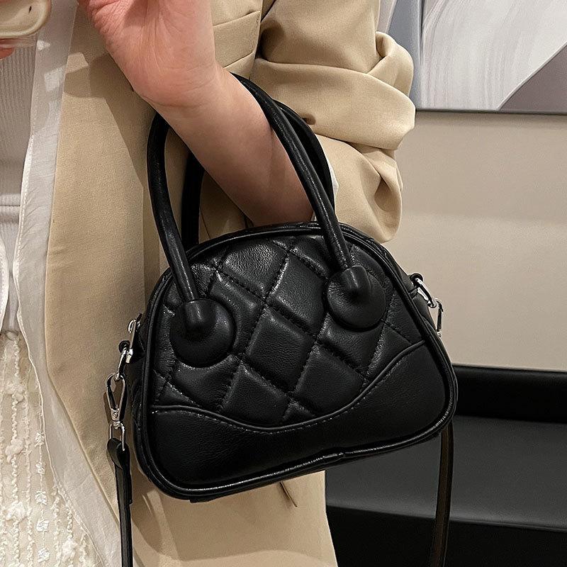 Стильная простота и высокое чувство алмазная портативная сумка Boston нишевая повседневная темпераментная универсальная однотонная сумка-мессенджер