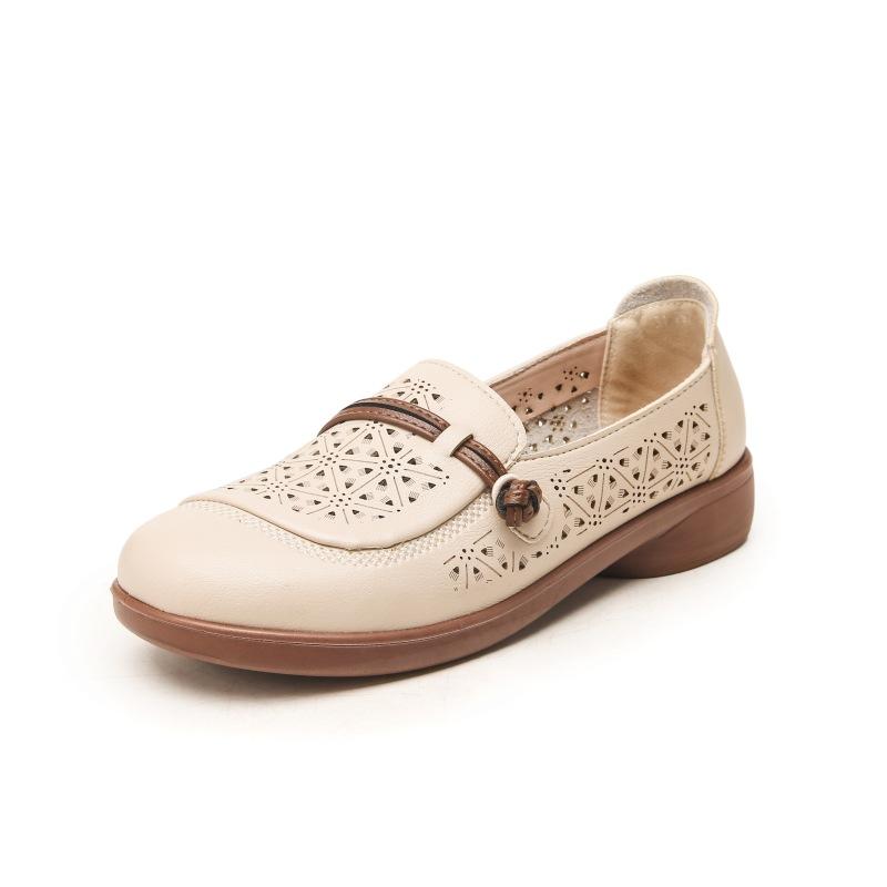 2024 новые туфли для мам среднего и пожилого возраста с мягкой подошвой, летние дышащие нескользящие туфли с полыми отверстиями, сандалии, обувь для пожилых людей, универсальные