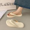 Fashion Shoes Woman 2025 Slippers For Swimming Pool Luxury Slides Rubber Flip Flops Pantofle Beach Designer Summer Hawaiian Flat Soft