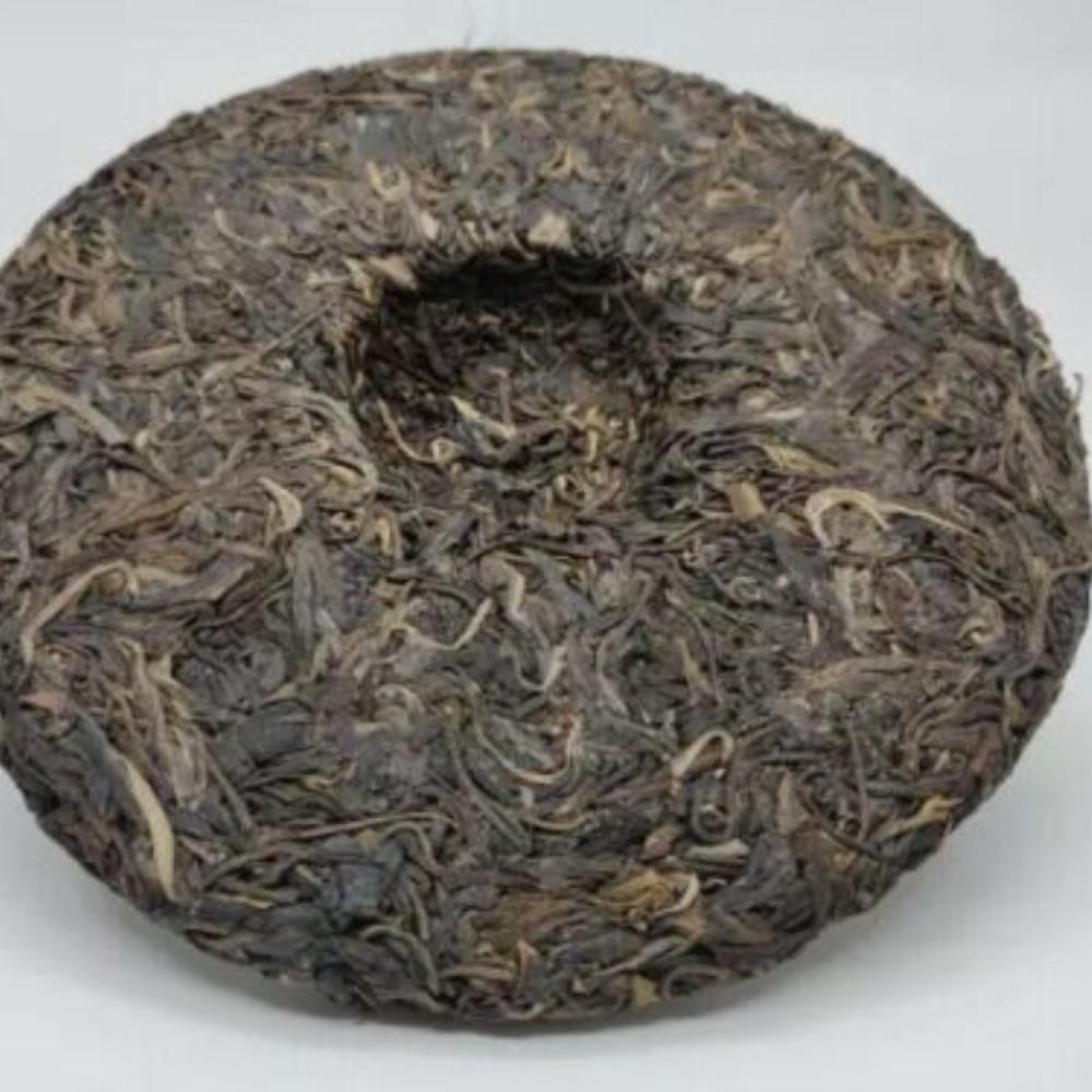 Yunnan Puer Tea Song Pin Hao Yiwu Ancient Tree 357g