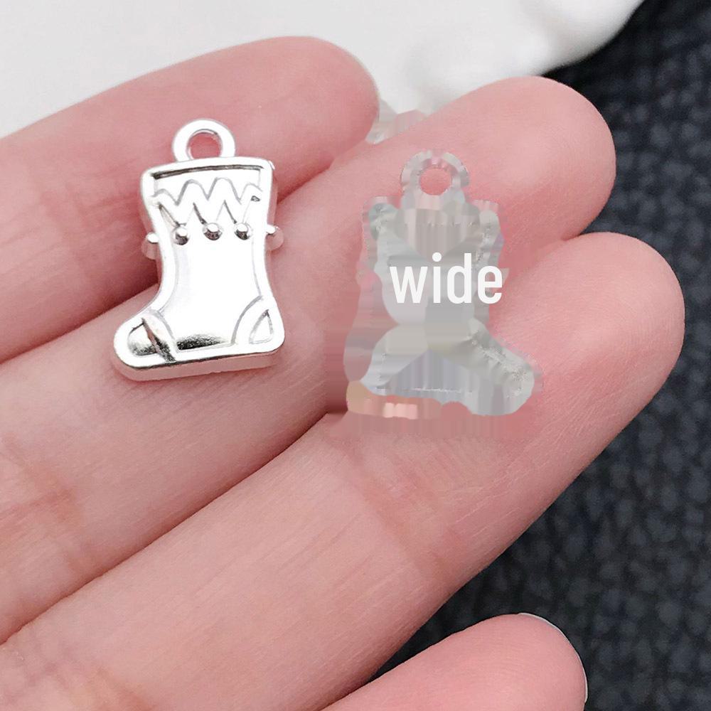 20-Piece Christmas Themed Bracelets: Silver Snowman, Santa Claus, Snowflake Pendants & Beads