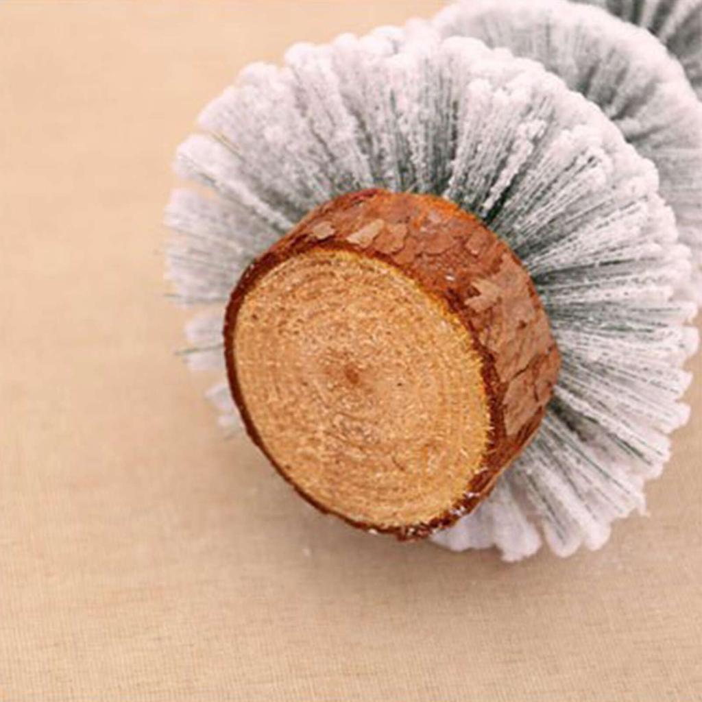 Украшение для елки из кедрового дерева на стол