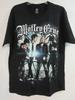 ОФИЦИАЛЬНЫЙ МЕРЧ MOTLEY CRUE 2012 СТОЯЩИЕ  ГРУППА КОНЦЕРТ МУЗЫКА  БОЛЬШАЯ Унисекс Футболка