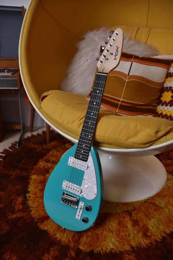 Vox Mark III мини короткомензурная легкая, компактная мини-гитара аквамаринового цвета