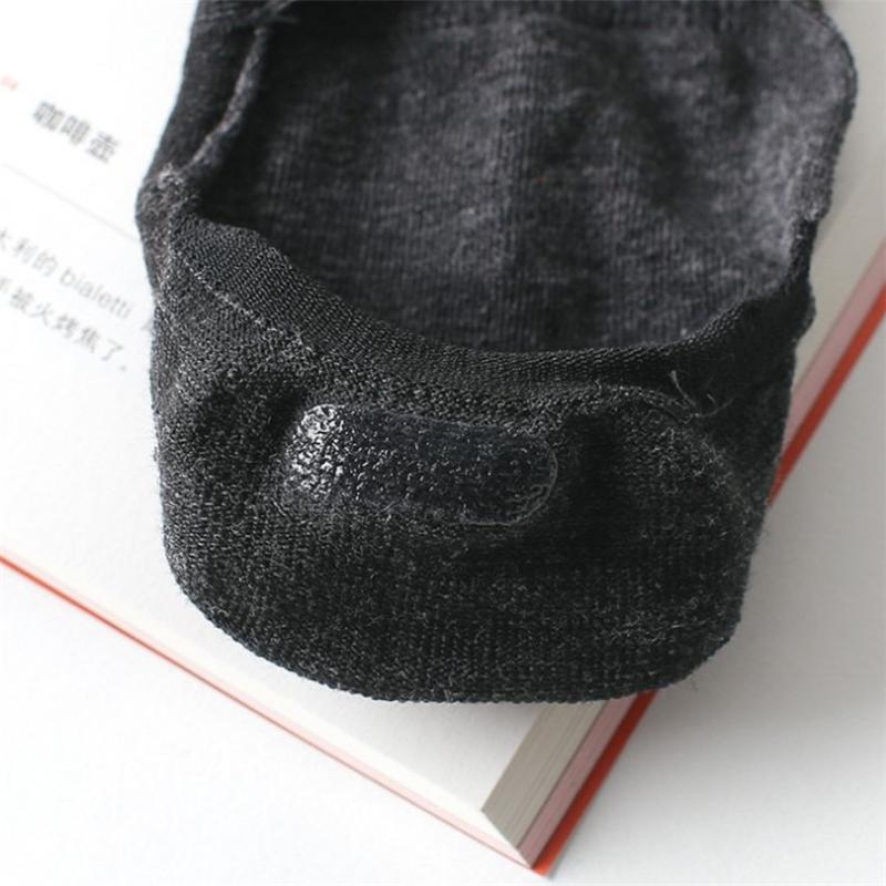Men's Adhesive Anti-Slip Shallow Mouth Boat Socks (5 Pairs Mixed)