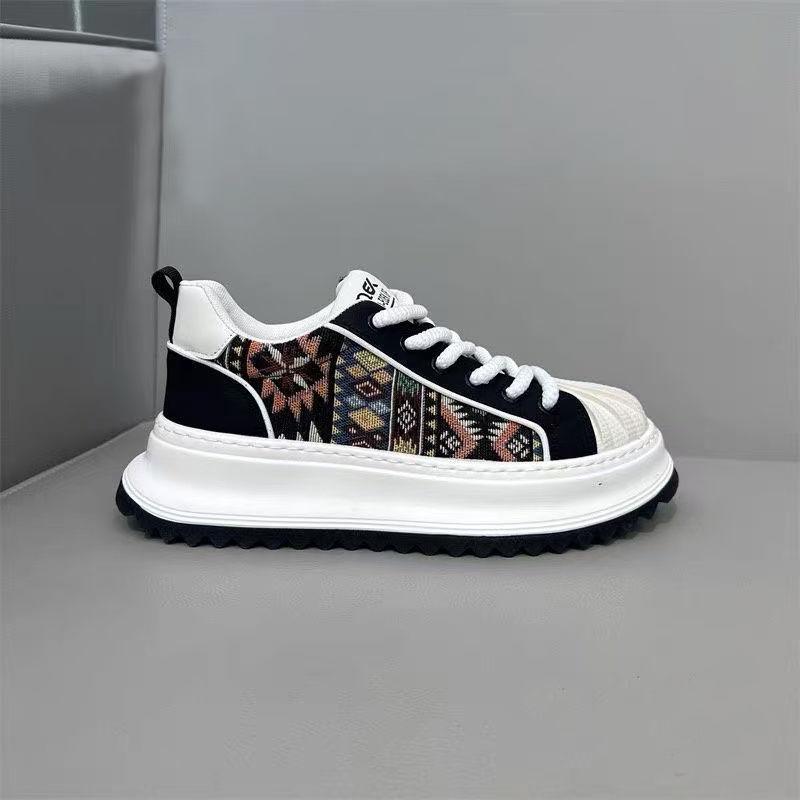 Модная мужская обувь новая повседневная ракушечная голова высокая ценность мужская обувь для увеличения роста универсальная спортивная повседневная обувь