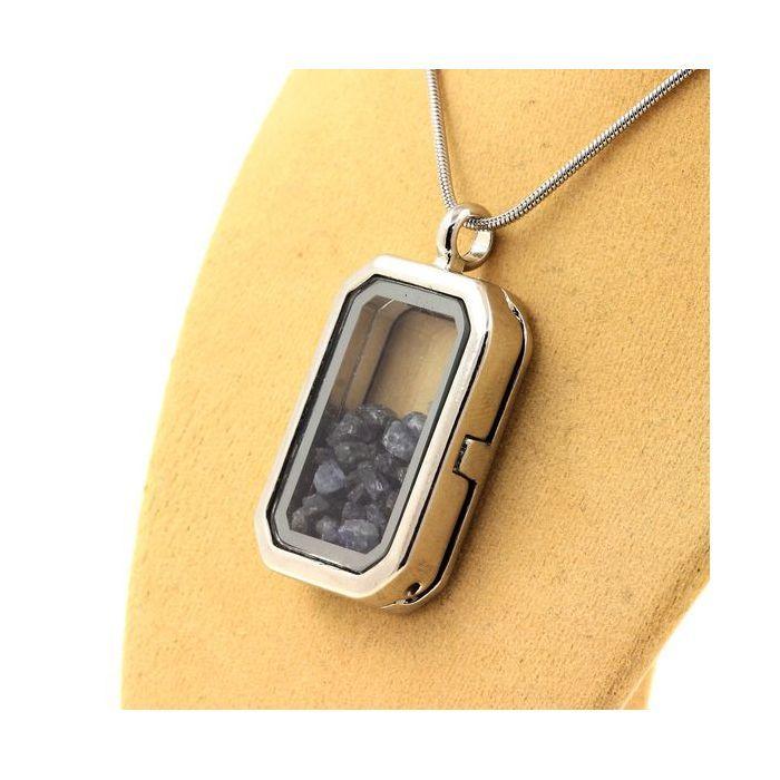 Камни и минералы. Ожерелье Необработанный сапфир. Прямоугольная модель со скошенными углами.