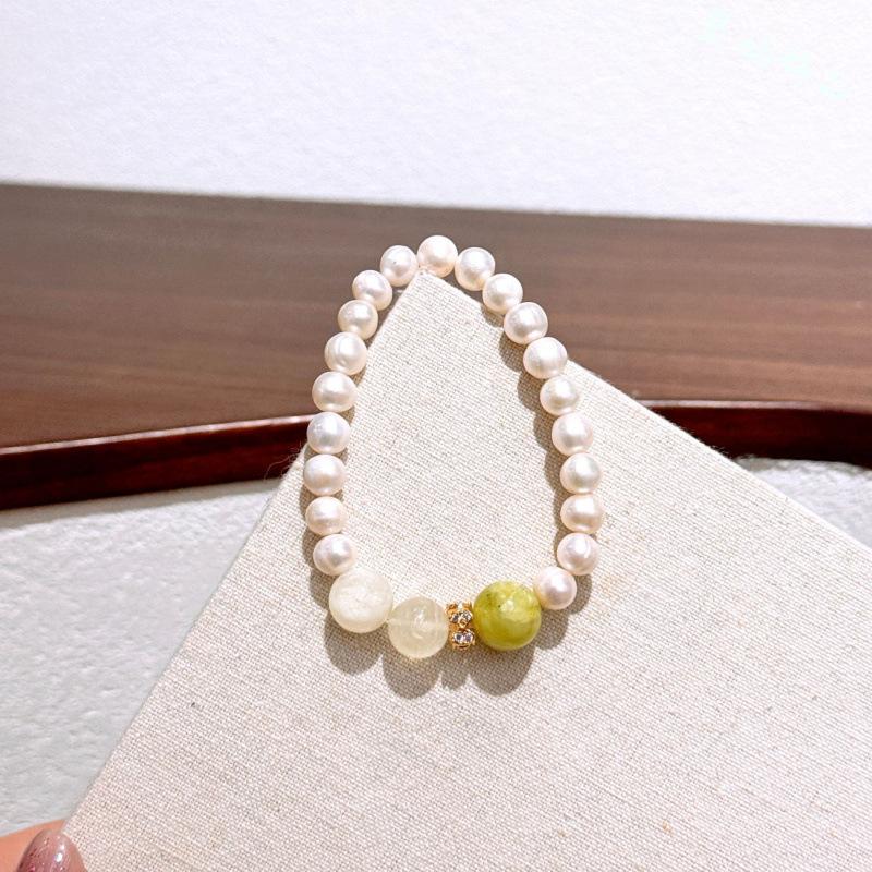 Natural freshwater pearl, Xiuyu jade, and lemon crystal bracelet Fresh forest style commuter bracelet