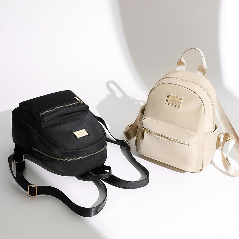 Рюкзак из ткани Оксфорд Корейская версия Маленький рюкзак для женщин Легкий Новый для поездок Осень Нейлон Водонепроницаемый