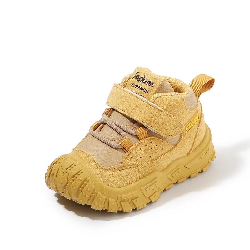 Детская спортивная обувь 2025 весна и осень новая обувь для пап для мальчиков беговые кроссовки для девочек обувь для альпинизма мягкая подошва детская повседневная обувь