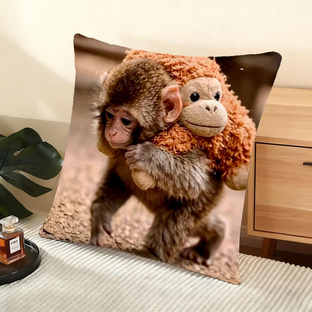 Чехол на подушку 'Punch Monkey' Мягкий коротковорсовый чехол для подушки Гладкая уютная текстура Эстетичный чехол для подушки Декор для дома