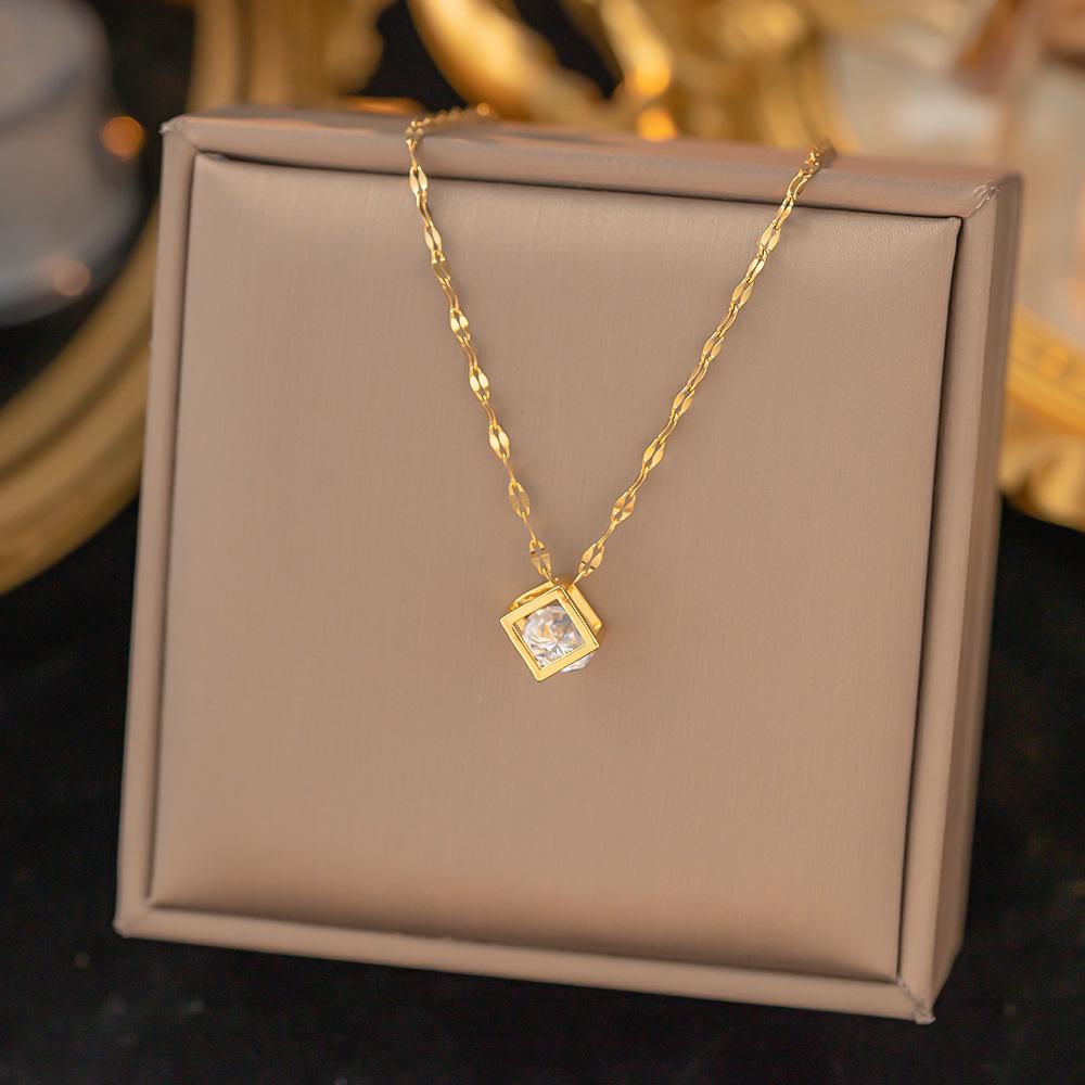 Шикарное не тускнеющее колье из титановой стали для женщин с уникальным дизайном и сверкающей медной подвеской