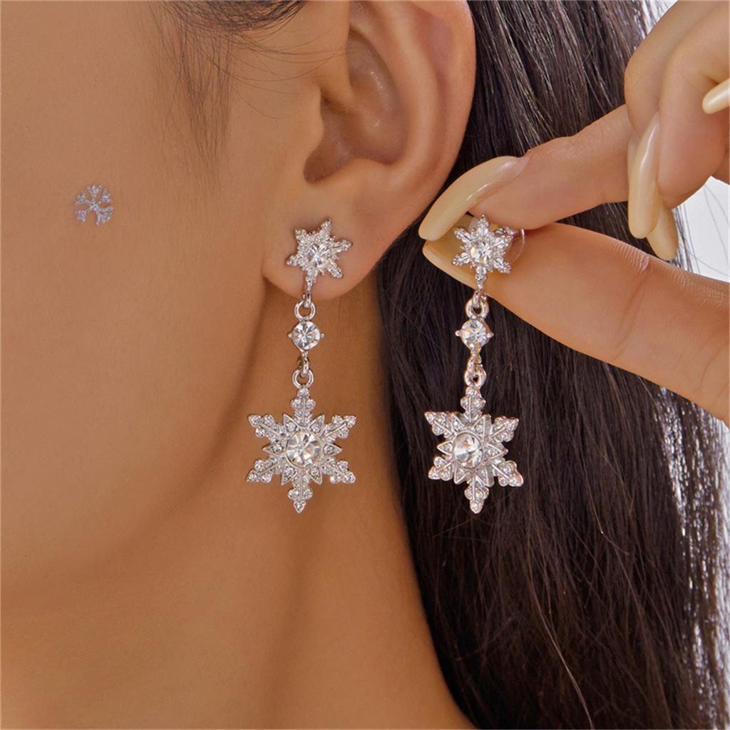 Christmas Snowflake Earring for Women Dainty Snowflake Pearl Drop Dangle Earrings Sparkly Zirconia Snowflakes Stud Earrings
