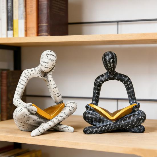 Абстрактная статуэтка читающего мужчины, держащего золотую книгу. Мужская статуэтка из смолы. Украшение для дома, офиса, рабочего стола. Подарок книголюбам