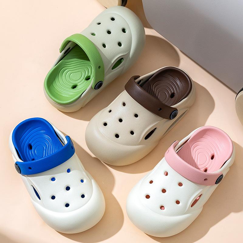 Children's cool slippers boys summer baby home shoes hole shoes indoor children sandals girls non-slip beach shoes