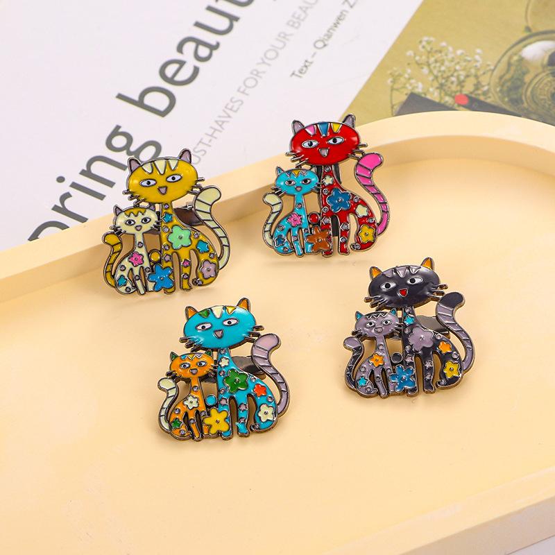 1 Pc Cute Oil Dripping Cat Brooch Cartoon Kitten Brooch Anti Walking Light Diamond Cat Brooch