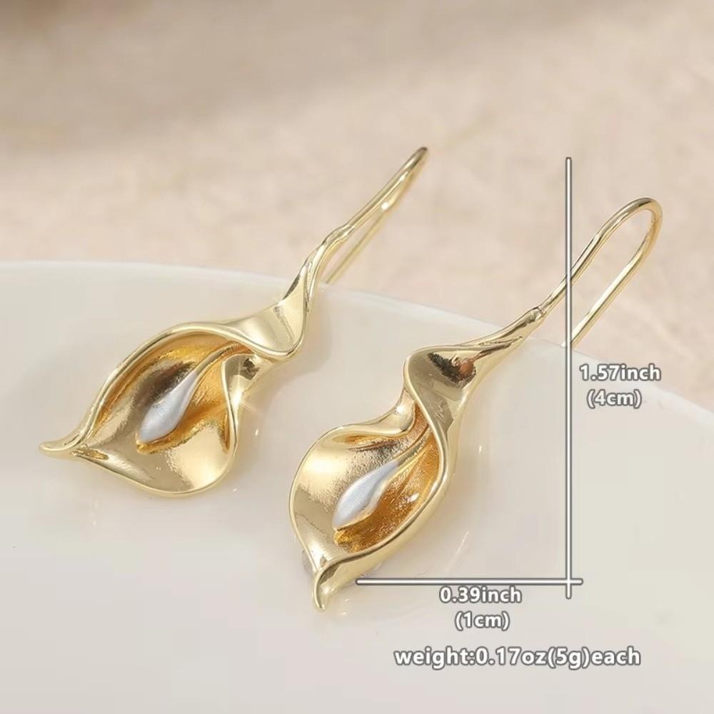 Lightweight Drop Earrings Twist Design Calla Lily Earrings Fashion Floral Dangle Earrings Women