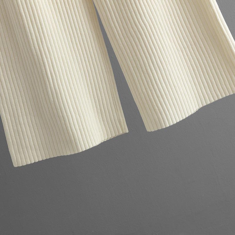 GMXIA Laid-back Style Round-neck Split Sweater Set for Women, Two Loose and Soft Knitted Sweaters for Autumn and Winter