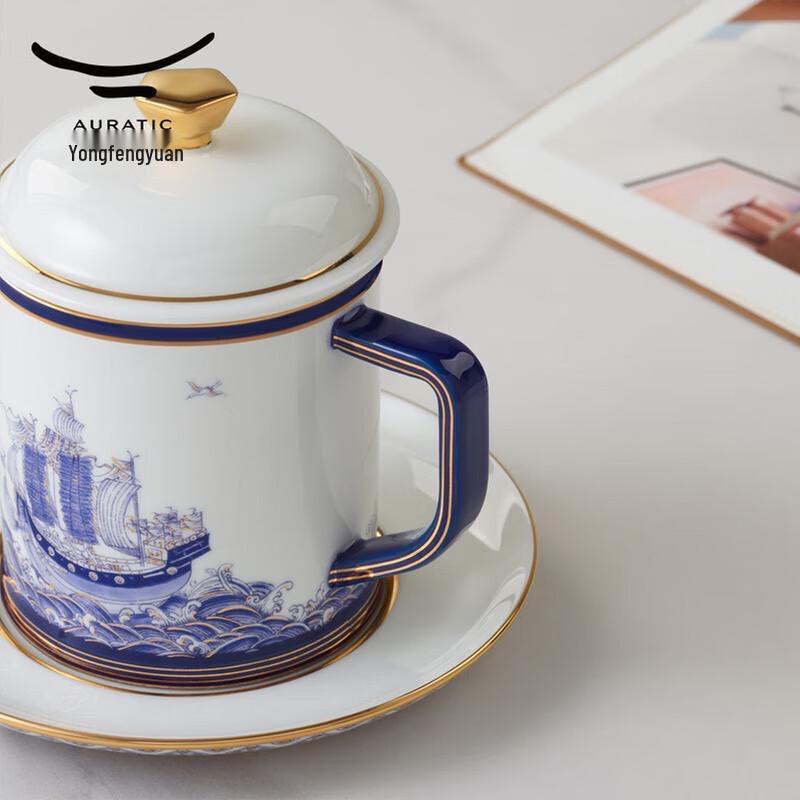 Yongfengyuan Mr. Porcelain 'Peace & Prosperity' Ceramic Lidded Mug Set