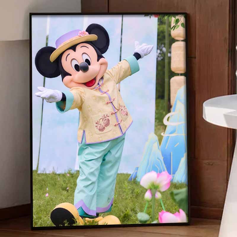 Disney diamond painting kit, 5D Mickey Chinese traditional costume wall decoration art gift for living room, bedroom, study room