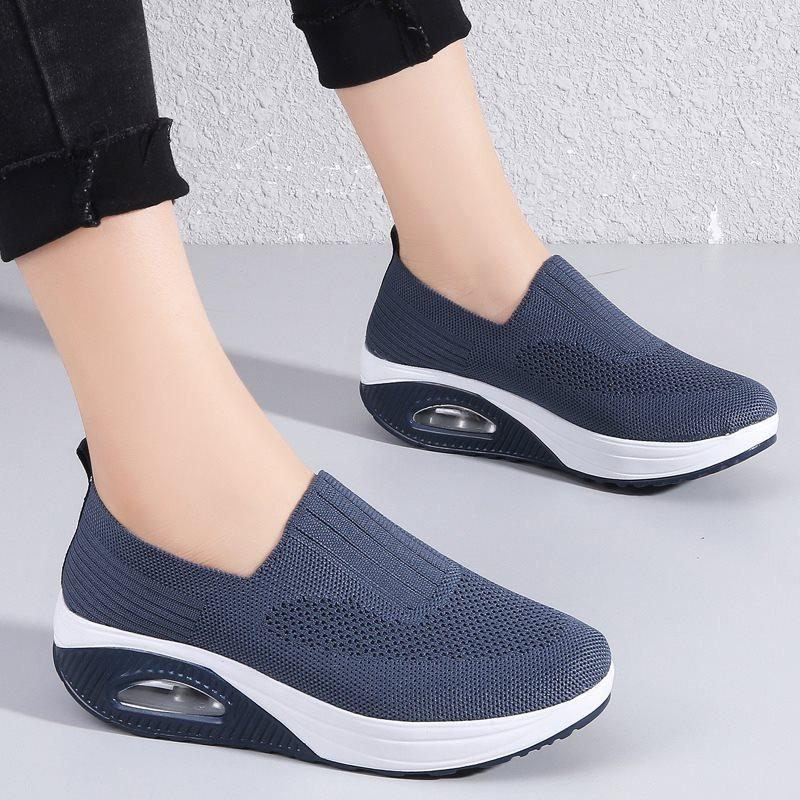 Spring New Breathable Pad Women's Shoes Height Increasing Thick Soled Sports and Leisure Shoes Large Size Fly Woven Purple