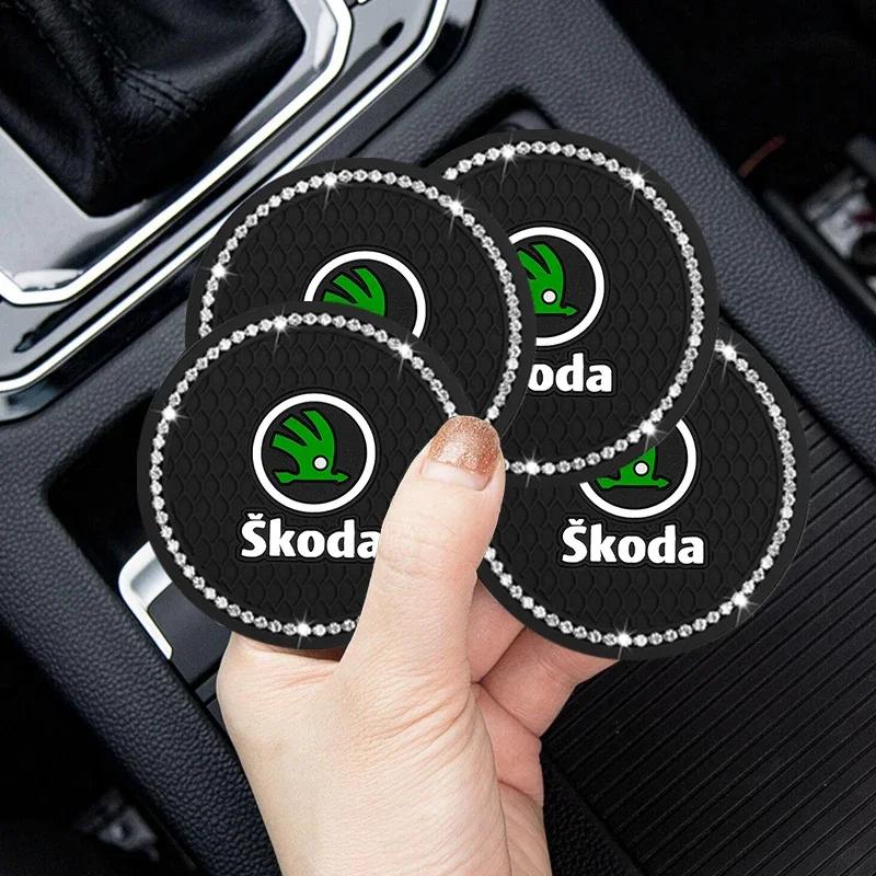 Non-slip Car Water Cup Pad Rhinestone Rubber Mat For Skoda Octavia A2 A5 A7 Fabia Rapid Karoq Superb Kodiaq Yeti RS Scala Kamiq WL5