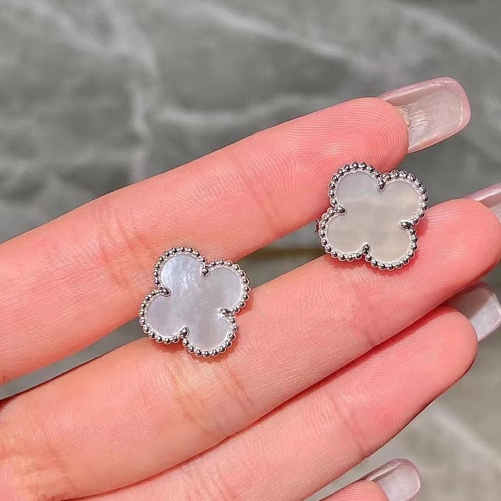 Серьги Four Leaf Grass, легкие роскошные белые рябчики с красным агатом и малахитом, женские серьги-гвоздики