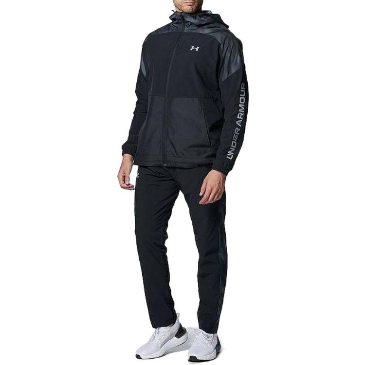 Under Armour Куртки и Пальто Мужские Черные 1381345-001